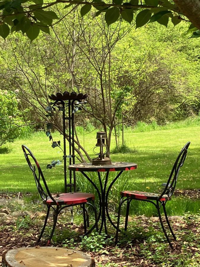The Ashe Farm Bed & Breakfast Marshall Luaran gambar