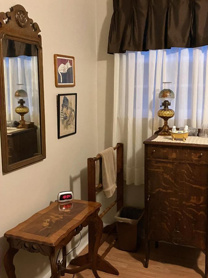 The Ashe Farm Bed & Breakfast Marshall Luaran gambar