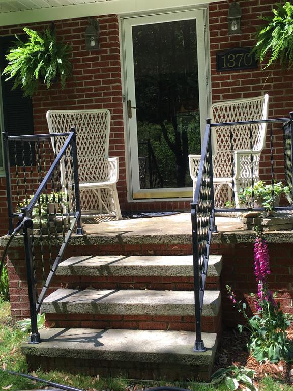 The Ashe Farm Bed & Breakfast Marshall Luaran gambar